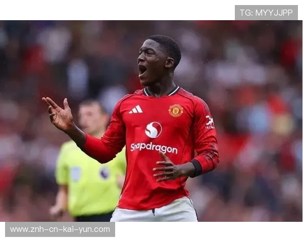 曼联中场持球空间扩大